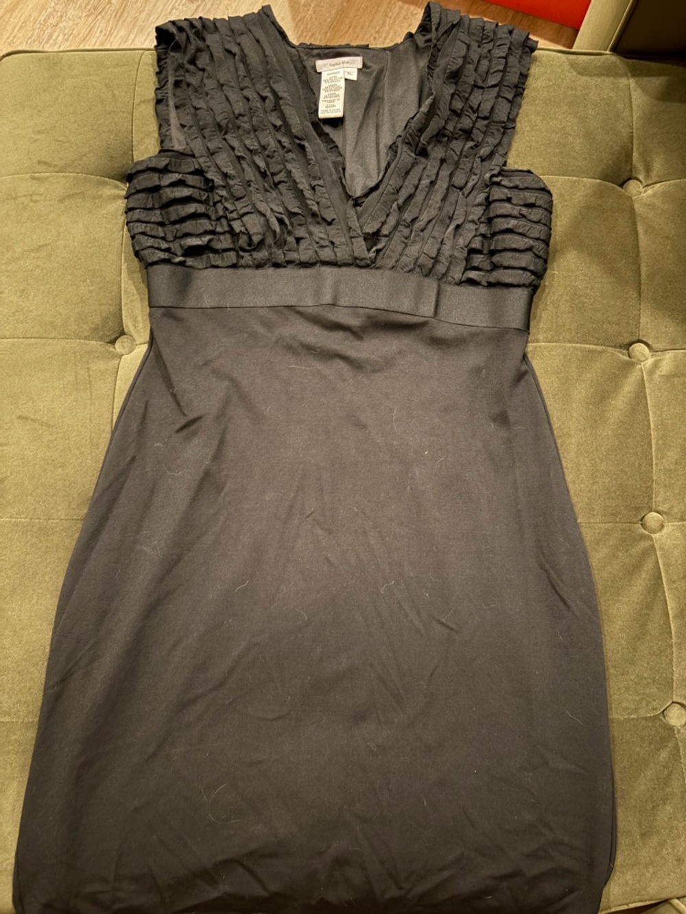 Women’s Black Ruffled V-Neck Dress